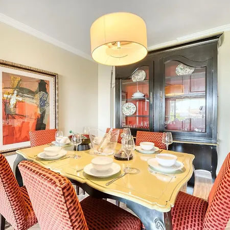 3030 Elegant Beachside Penthouse With Sea Views 公寓 马尔韦利亚