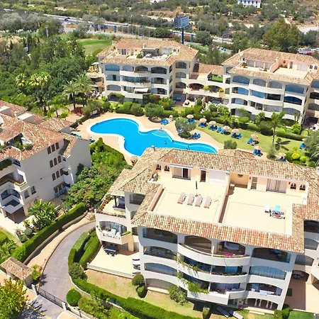 公寓 3030 Elegant Beachside Penthouse With Sea Views *